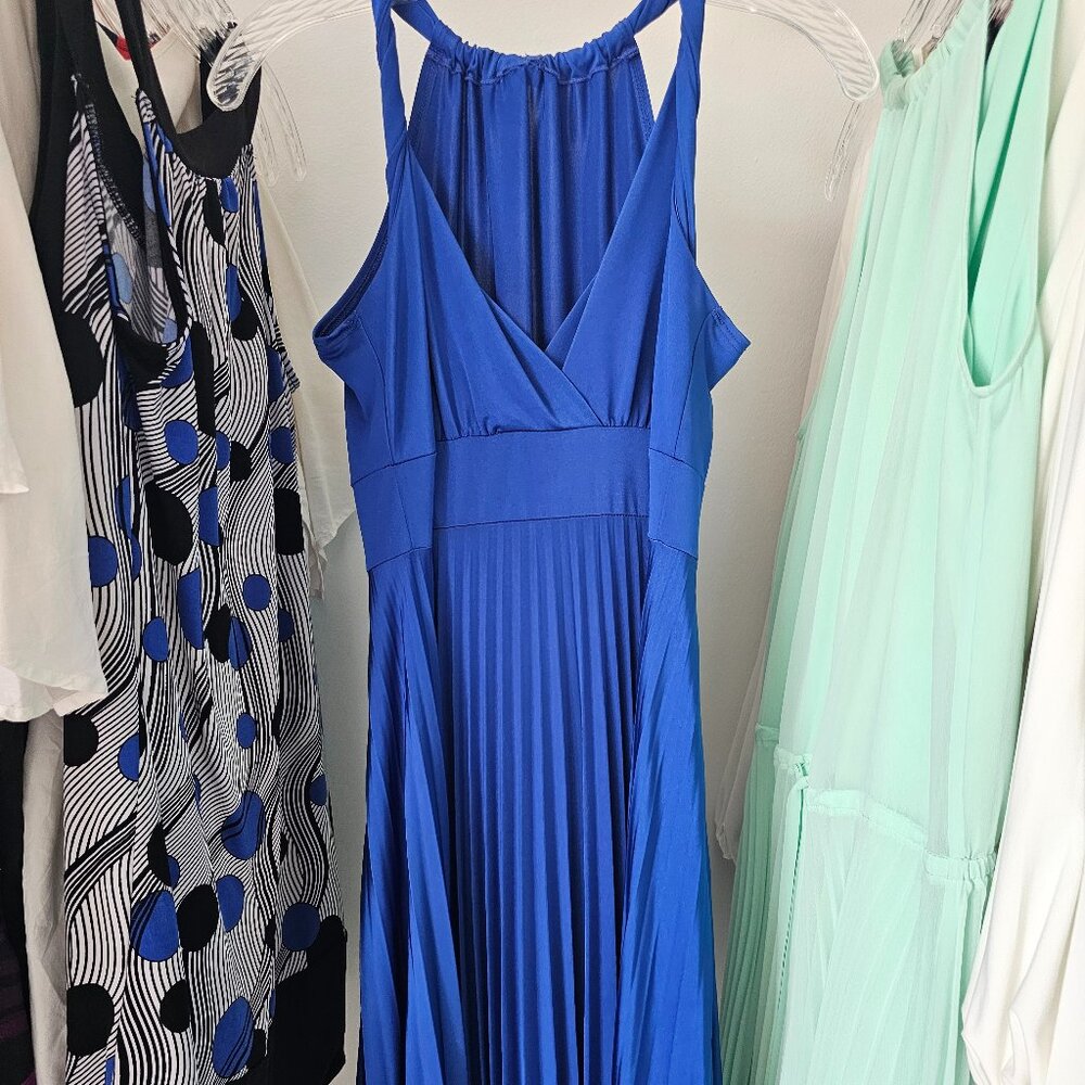 Accordion Pleated Blue Halter Dance Midi Dress